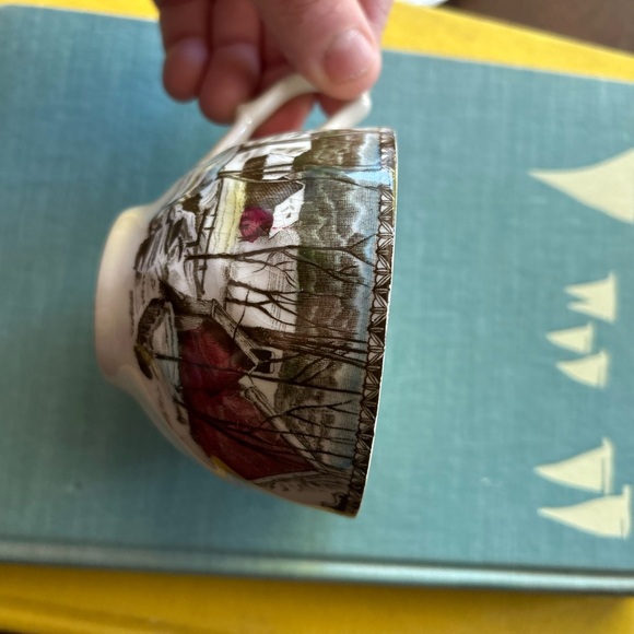 Antique Johnson Brothers Tea Set - Picture 2 of 14